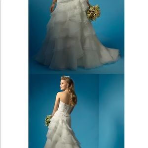 Alfred Angelo plus size wedding dress